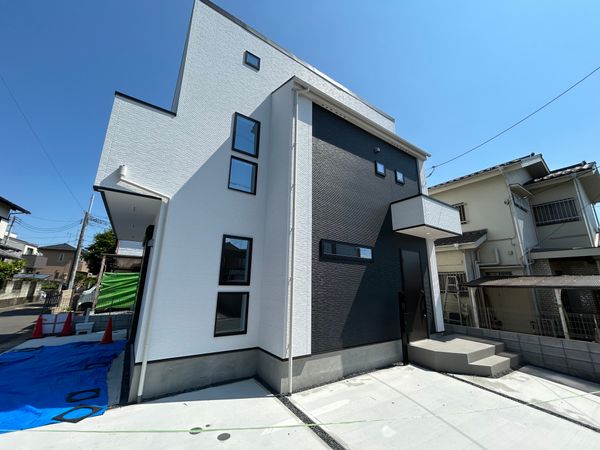 市川市中山2丁目 新築戸建 外観