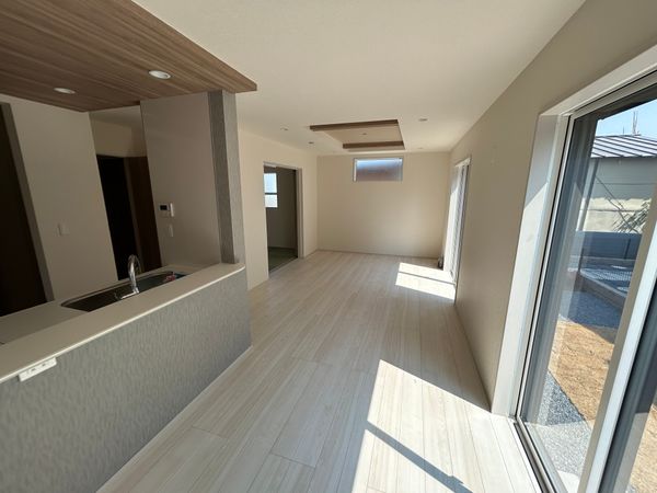 市川市下貝塚3丁目 新築戸建 1号棟 リビング