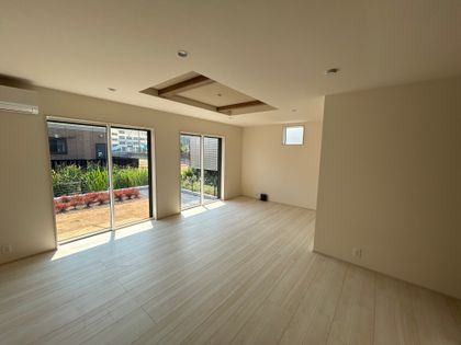 市川市下貝塚3丁目 新築戸建 2号棟 リビング