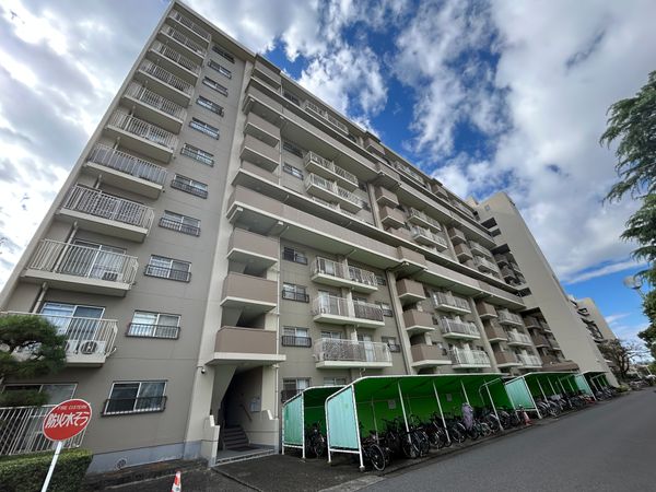 市川グリーンハイツ D号棟 外観 市川グリーンハイツ D号棟 外観