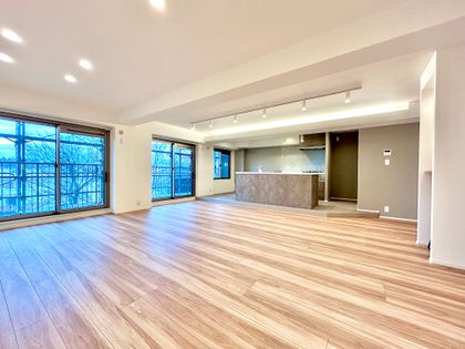 市川パークハイツ A棟 リビング