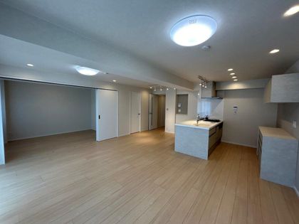 市川パークハイツ B棟 リビング