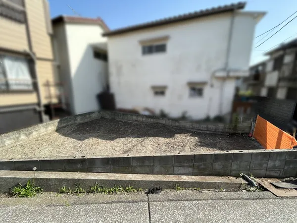 現地