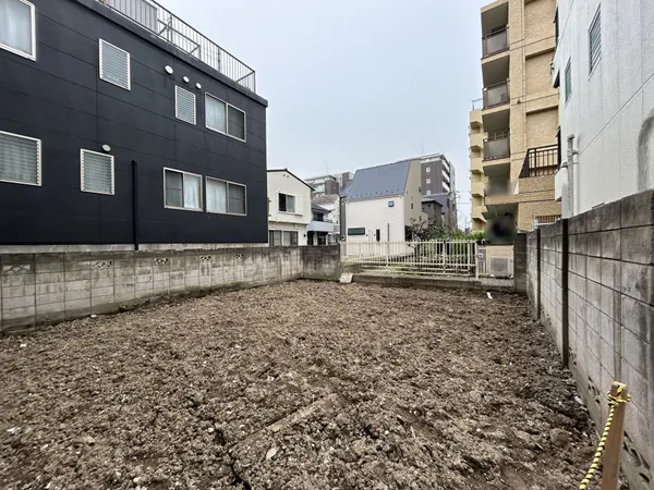 現地