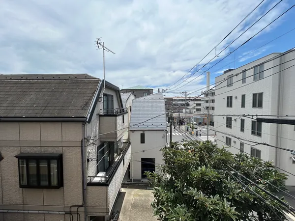 3階洋室約7.5帖からの眺望(南向き)