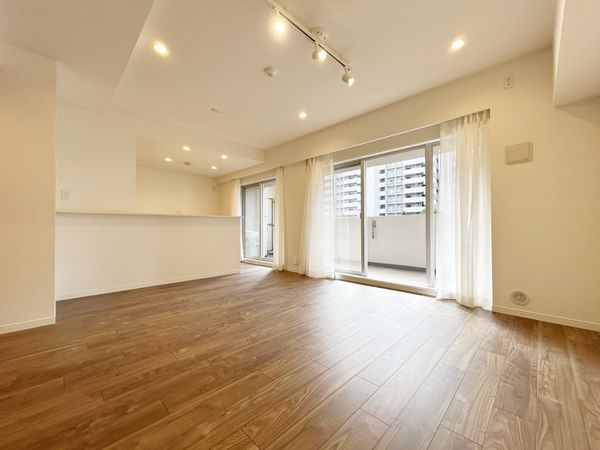 東京サーハウス ガーデンポート リビング