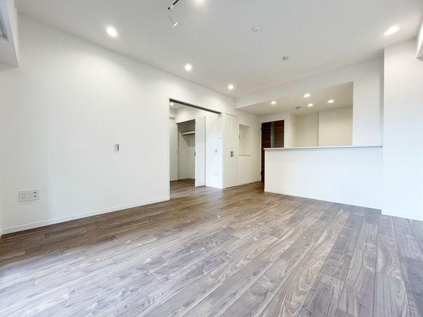 オーベルグランディオ萩中 リビング