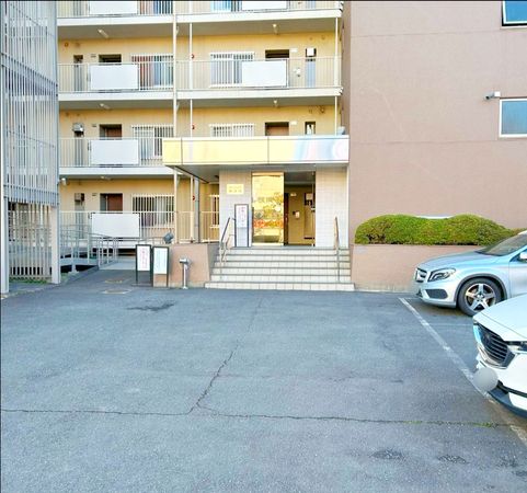 サンライフ南蒲田 エントランス