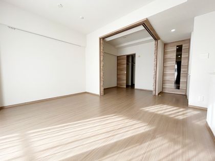 グランスイート菊名リュミエール リビング