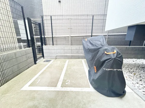 バイク置き場