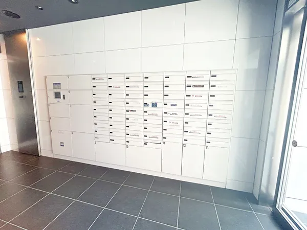 宅配ボックスあり