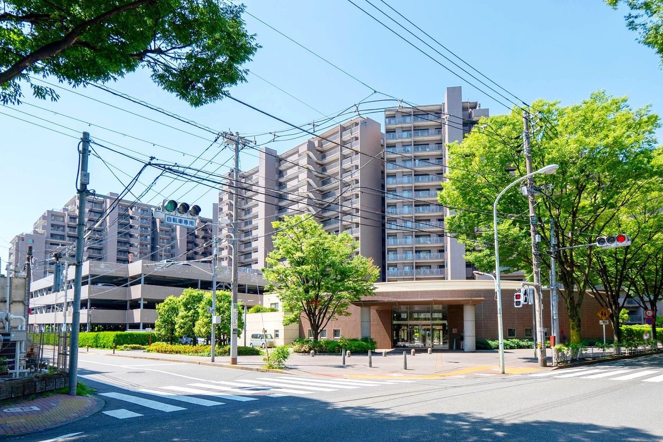 ブラウトリエ 外観 外観