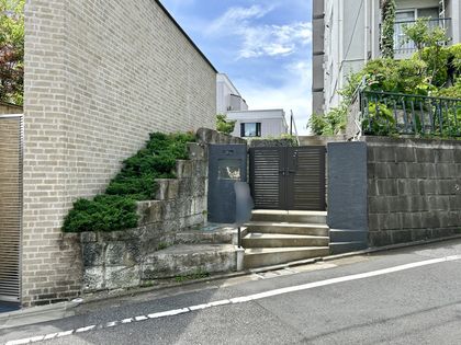 目黒区三田2丁目 土地 前面道路含む外観