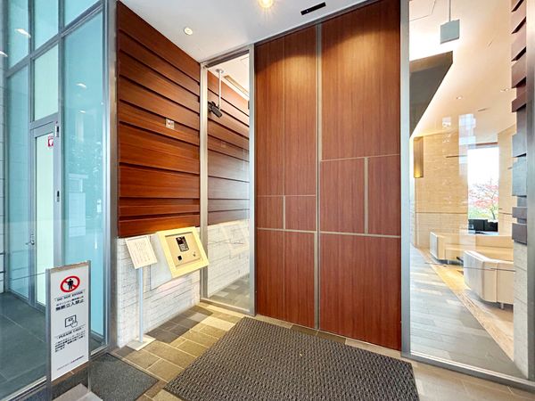 プラウドタワー白金台 エントランス エントランス