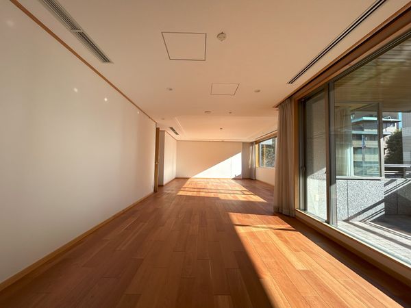 メイフェア六本木 リビング