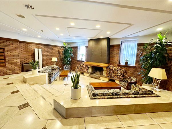 ペアシティ花房山 ロビー ロビー