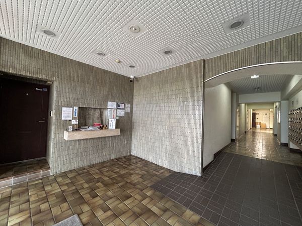 白金グランドハイツ エントランス エントランス