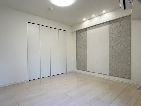 洋室（約6.8帖）