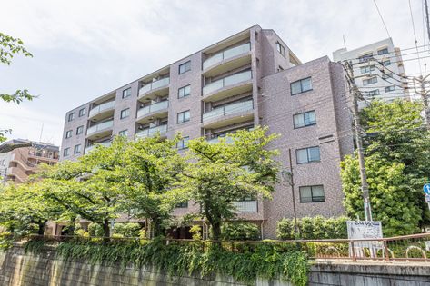クレッセント目黒青葉台 外観