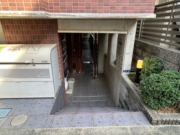 ランロウド不動前 エントランス
