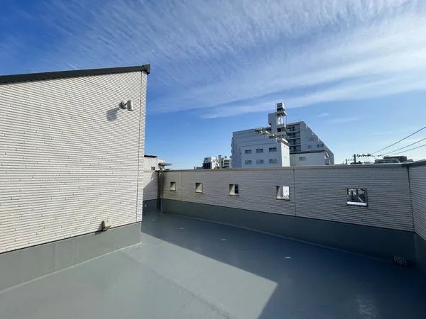 ルーフバルコニー