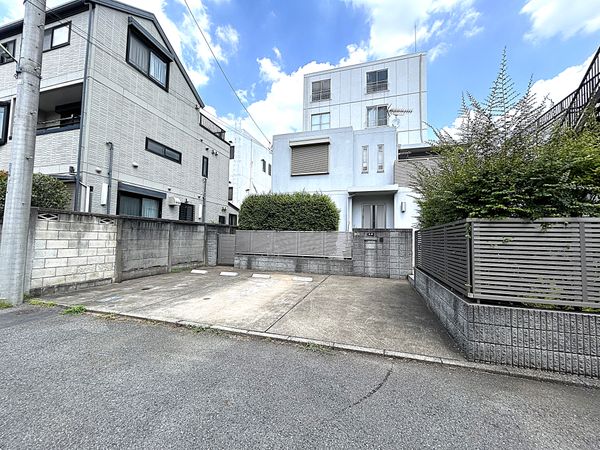 尾山台2丁目 戸建 駐車場