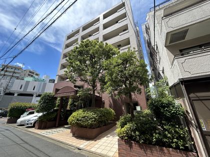 サーラ・コモド都立大学 外観