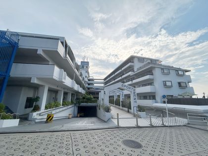 横浜ダイカンプラザスポーツメント 外観