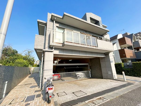 クレッセント駒沢公園パークサイド 外観