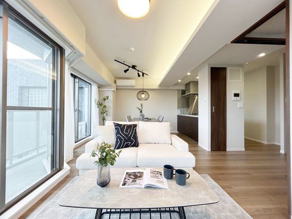 クレッセント駒沢公園パークサイド リビング