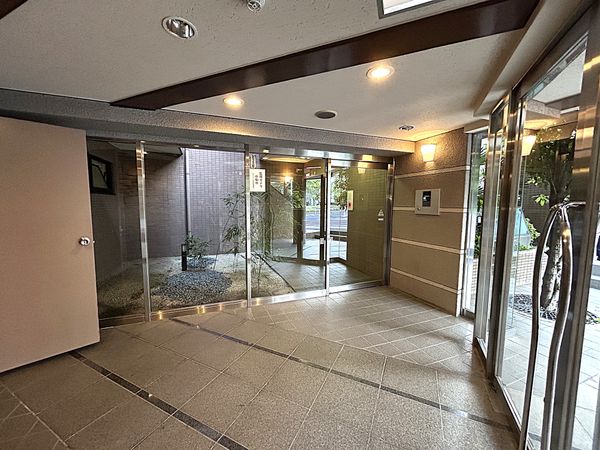 グランパーク深沢 エントランス