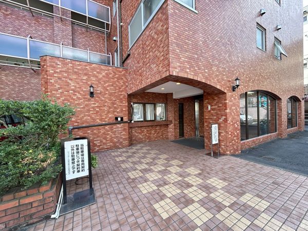 シャンボール第二都立大 エントランス シャンボール第二都立大 エントランス