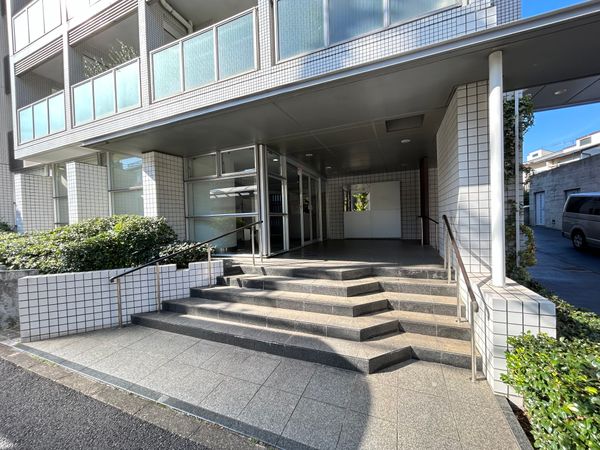 レオニス駒沢公園 エントランス エントランス