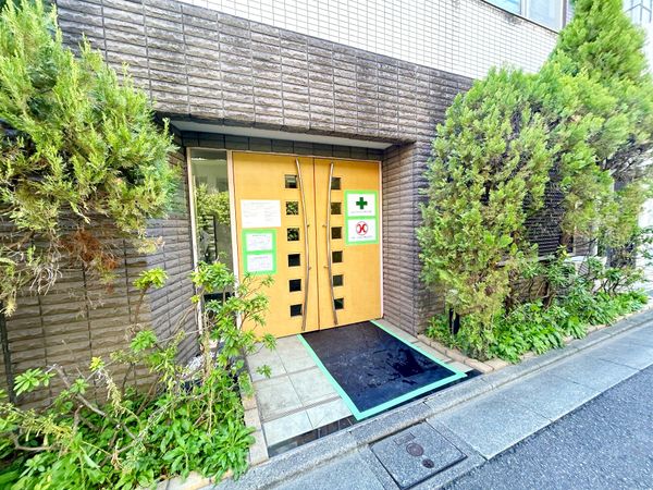 アデッソ目黒東山 エントランス アデッソ目黒東山 エントランス