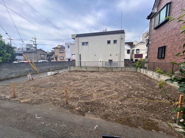 大田区大森中2丁目 新築戸建 前面道路含む外観 大田区大森中2丁目 新築戸建 前面道路含む外観