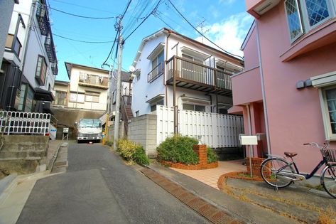 大田区北馬込2丁目古家付き土地 前面道路含む外観