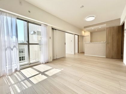 東急ドエルアルス石川台 A棟 リビング