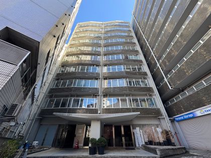 サードリハイツ本館 外観