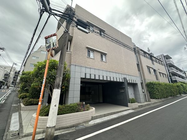 ラグジュアリーアパートメント西新宿 外観 ラグジュアリーアパートメント西新宿 外観