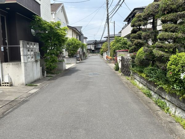 さいたま市西区プラザ 前面道路含む外観 さいたま市西区プラザ 前面道路含む外観