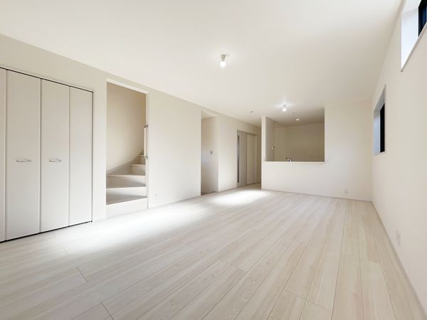 さいたま市南区大字大谷口 1号棟 リビング さいたま市南区大字大谷口 1号棟 リビング