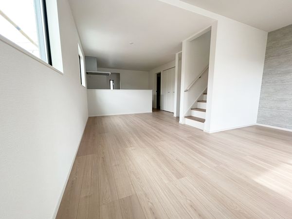 さいたま市浦和区瀬ヶ崎5丁目 1号棟 リビング さいたま市浦和区瀬ヶ崎5丁目 1号棟 リビング