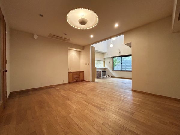 さいたま市浦和区常盤7丁目 リビング