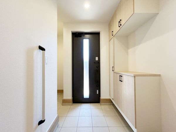 さいたま市南区大字広ヶ谷戸 2号棟 玄関
