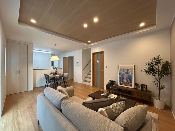 さいたま市南区大字広ヶ谷戸 Y号棟 リビング