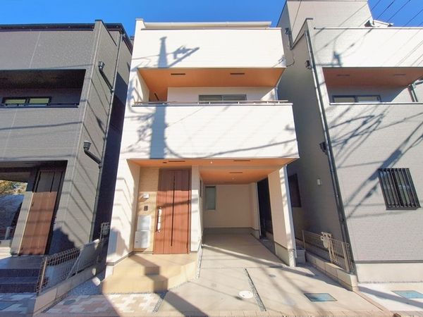 さいたま市南区大字太田窪 2号棟 外観 さいたま市南区大字太田窪 2号棟 外観