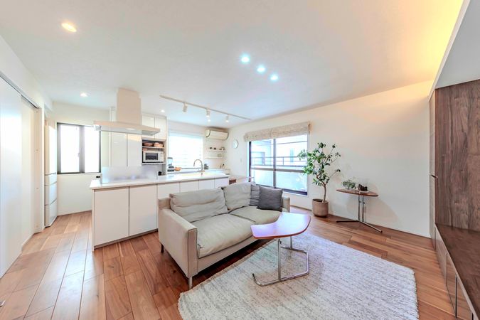 さいたま市緑区大字三室 リビング