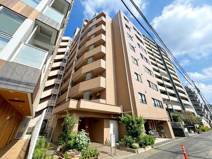 ファミリエール浦和常盤 外観