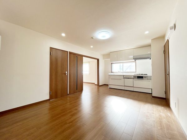 上新ハイツ西川口 リビング 上新ハイツ西川口 リビング