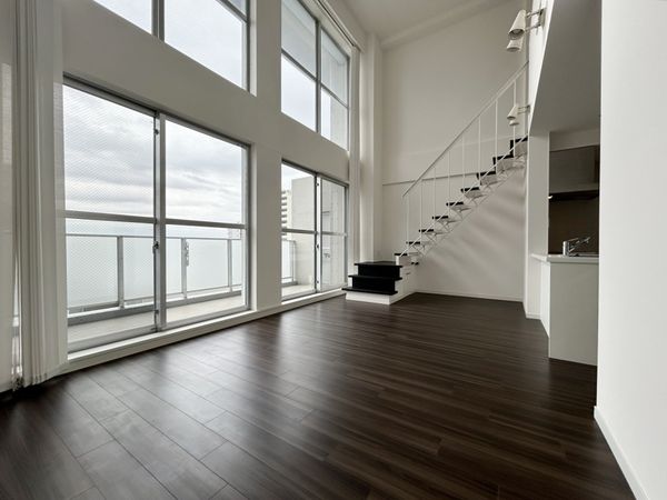 ダイアパレス浦和岸町 リビング